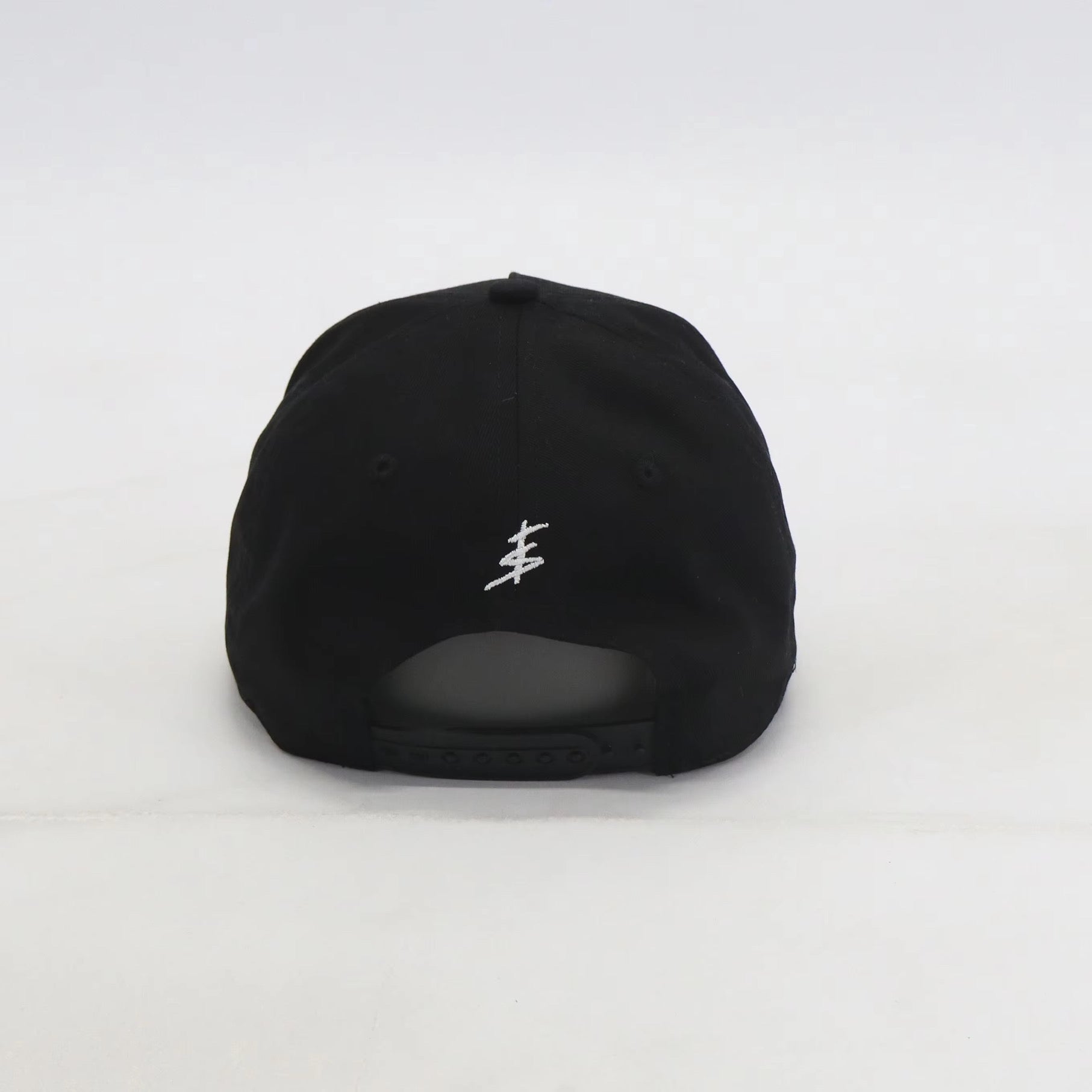 FADE THE SYSTEM KIDS BLACK A-FRAME HAT